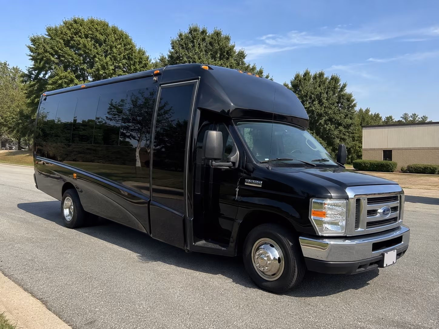 compare buses for a slater mill or pawtucket armory wedding
