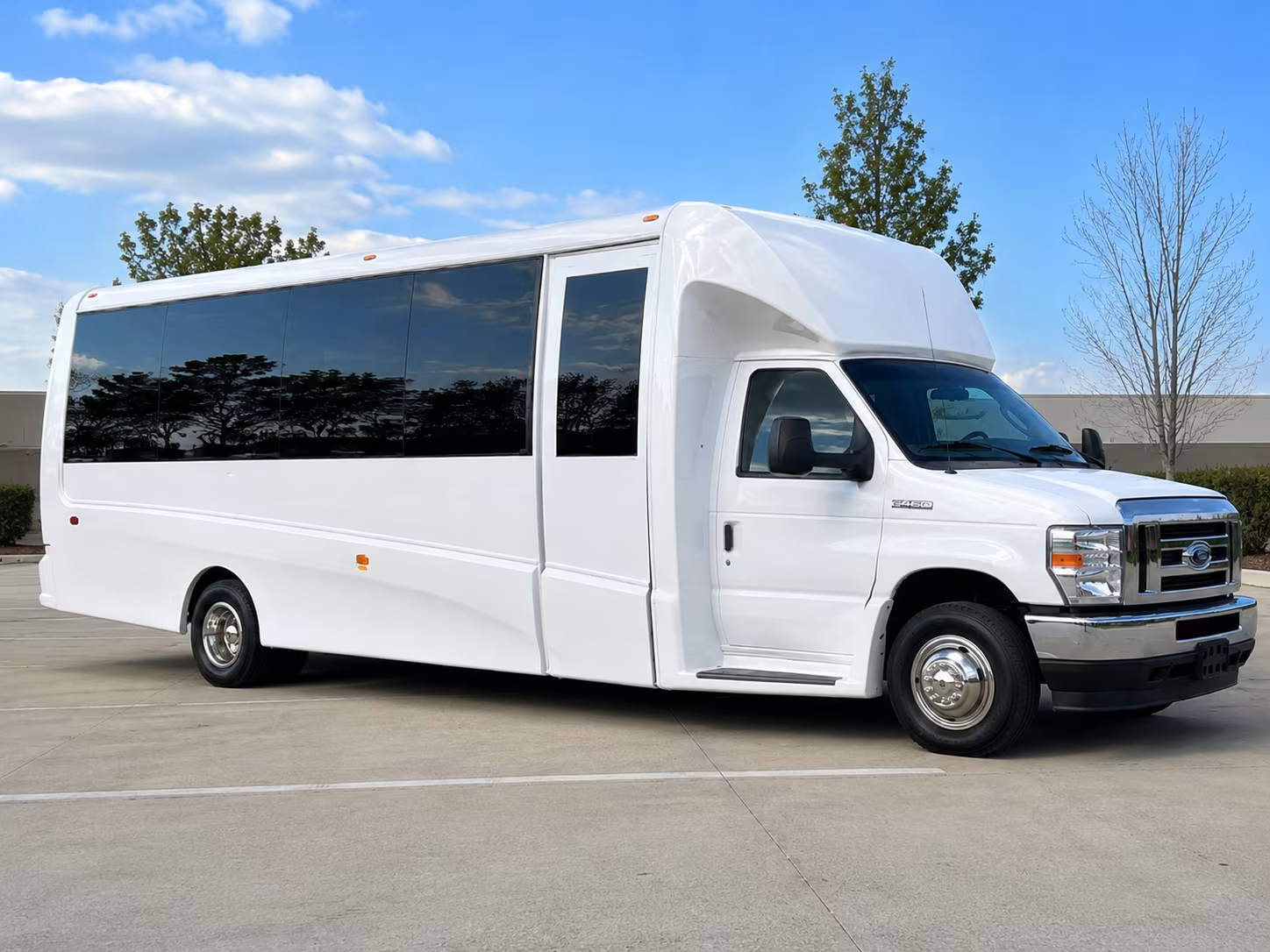 how the type of bus changes the price in pawtucket rhode island