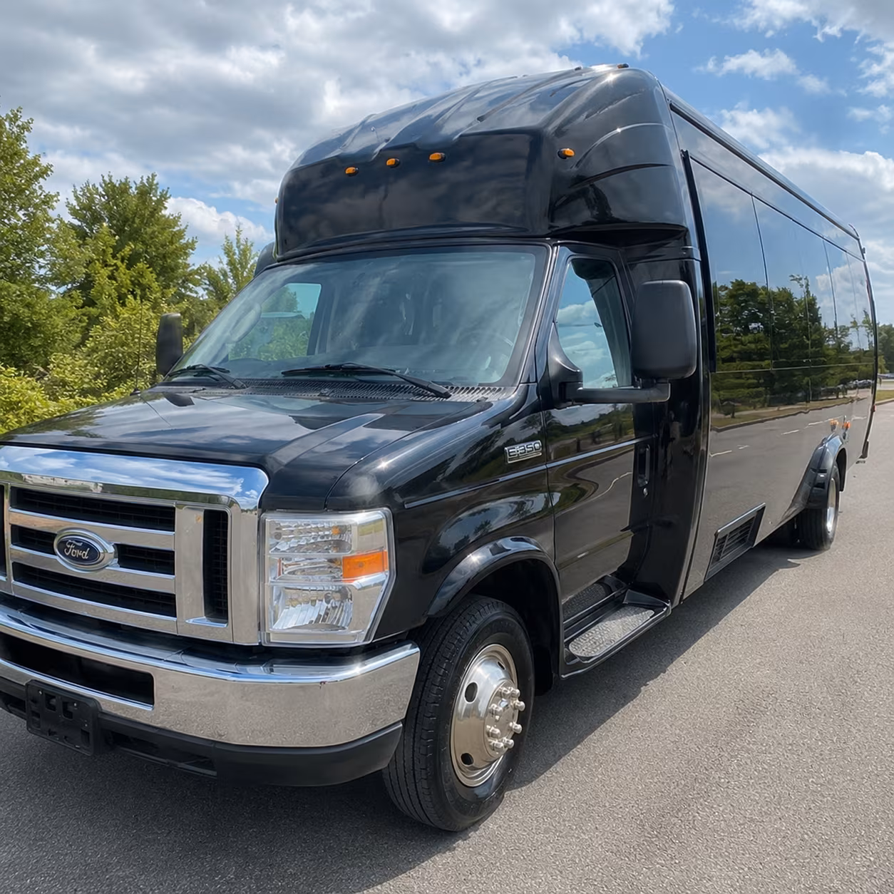 pawtucketcharterbuscompany com helps you plan a newport